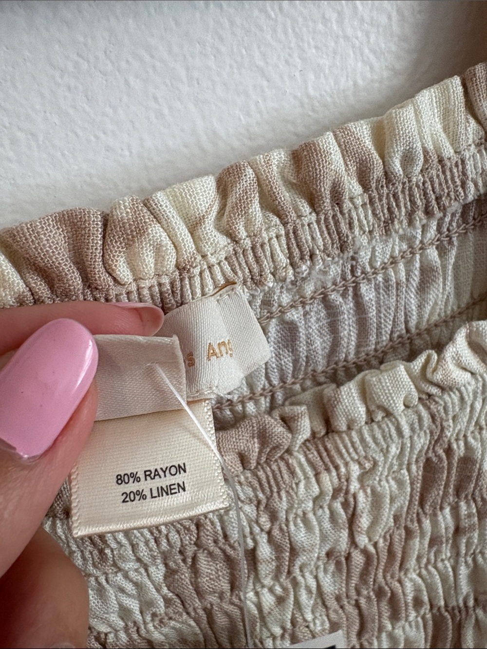Monteau Beige Floral Crop Top - Picture 4 of 6